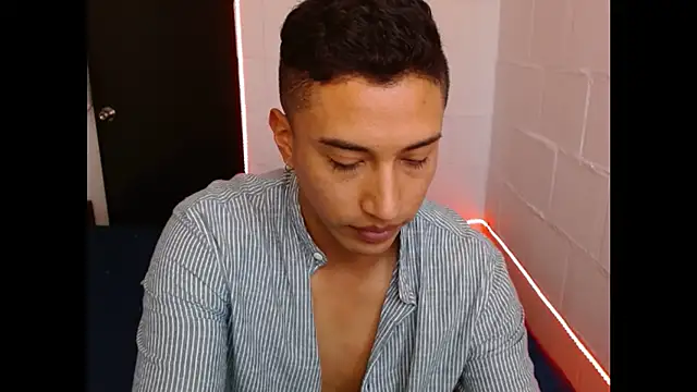 Davixx258 online show from 02/03/25, 07:10