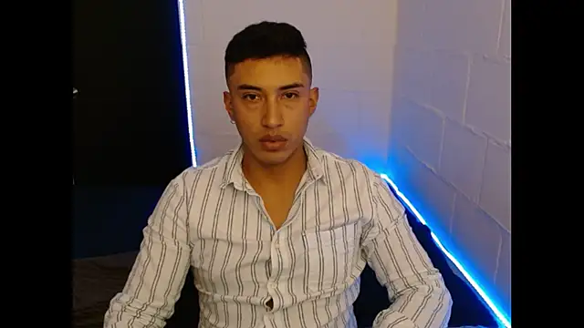 Davixx258 online show from 02/19/25, 08:20