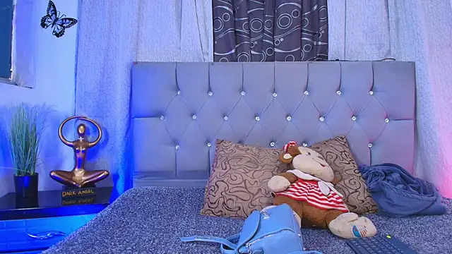 meggan 77 online show from 11/29/25, 03:37