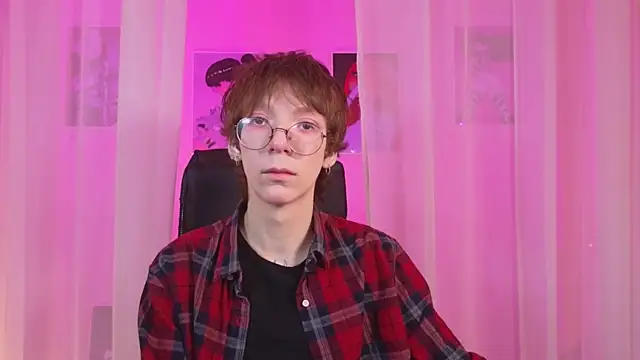 Snapshot of TommieH chatting on 01/23/25, 05:35 TommieH online show from 01/23/25, 05:35