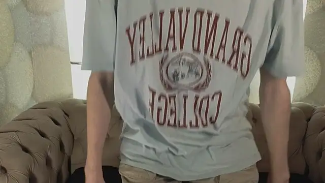 Snapshot of TommieH chatting on 01/29/25, 05:40 TommieH online show from 01/29/25, 05:40