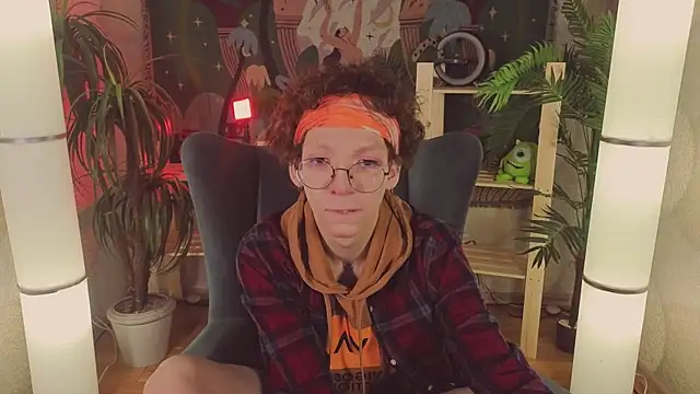 Snapshot of TommieH chatting on 03/05/25, 05:50 TommieH online show from 03/05/25, 05:50