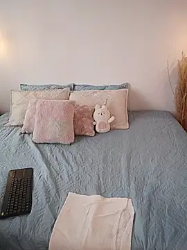 Snapshot of SofiaaCortes chatting on 11/22/25, 08:41 SofiaaCortes online show from 11/22/25, 08:41