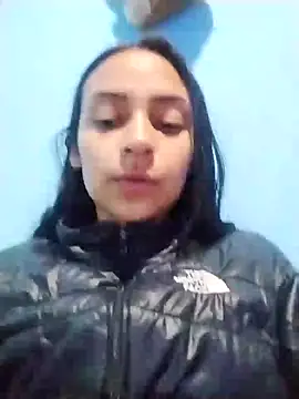 Snapshot of emma_ambar chatting on 01/22/25, 12:16 emma ambar online show from 01/22/25, 12:16