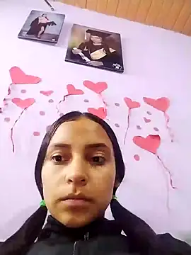 Snapshot of emma_ambar chatting on 03/11/25, 02:10 emma ambar online show from 03/11/25, 02:10