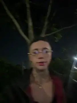 Snapshot of _PhillipBrown chatting on 12/19/24, 09:40 PhillipBrown online show from 12/19/24, 09:40