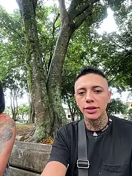 Snapshot of _PhillipBrown chatting on 12/31/24, 01:52 PhillipBrown online show from 12/31/24, 01:52