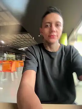 Snapshot of _PhillipBrown chatting on 01/24/25, 12:20 PhillipBrown online show from 01/24/25, 12:20