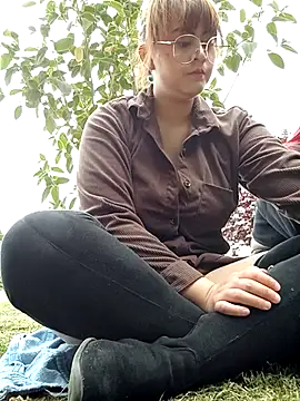 lara moon25 online show from 09/16/25, 05:58