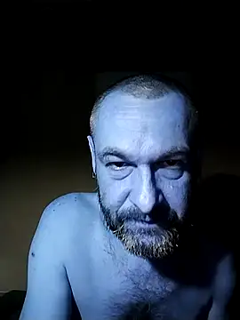 Andrzej-M online show from 09/17/25, 09:05