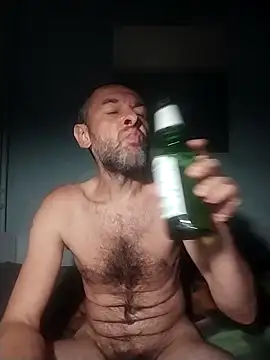 Andrzej-M online show from 10/05/25, 08:40