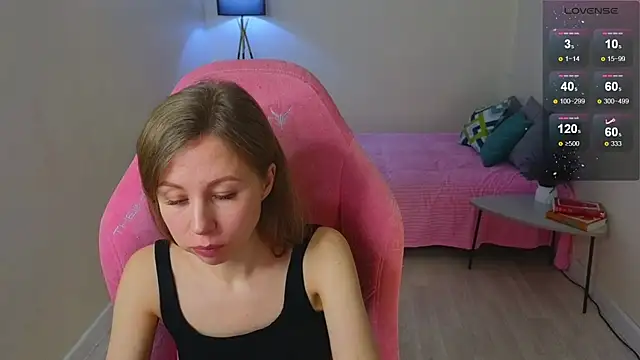 Lill Mary online show from 12/20/24, 04:53