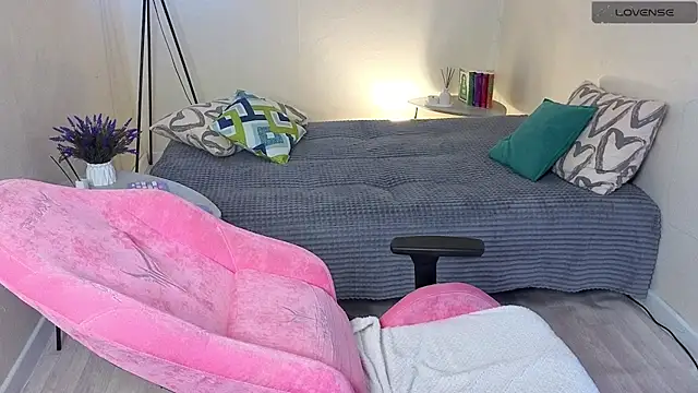 Lill Mary online show from 03/23/25, 03:10