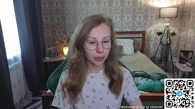 Lill Mary online show from 04/28/26, 01:48