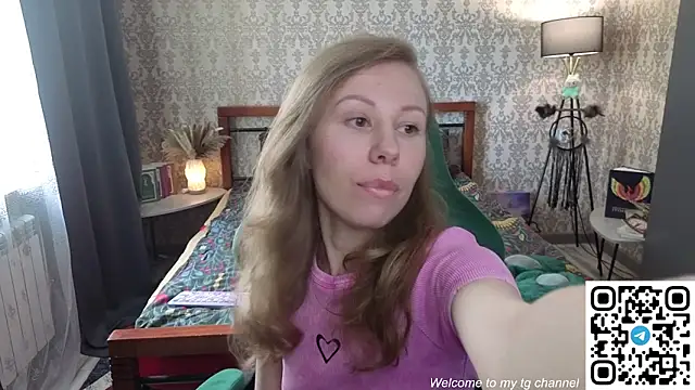 Lill Mary online show from 05/25/26, 06:19