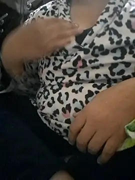 Snapshot of Bbw_Juice_Wife chatting on 12/12/24, 03:54 Bbw Juice Wife online show from 12/12/24, 03:54