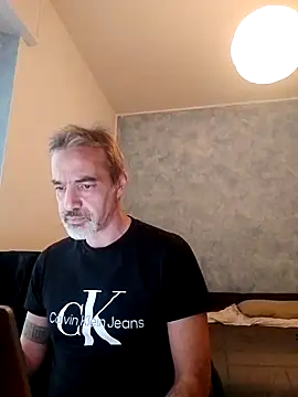 Marcolino183 online show from 12/18/24, 03:22