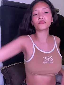 baby lizy online show from 12/12/24, 10:31