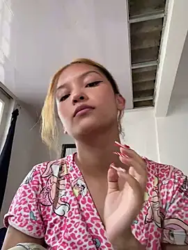 baby lizy online show from 01/05/25, 08:52