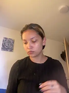 baby lizy online show from 10/27/25, 08:46