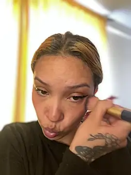 baby lizy online show from 01/05/26, 05:27