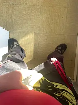 Snapshot of lescoquin2215 chatting on 01/29/25, 10:05 lescoquin2215 online show from 01/29/25, 10:05