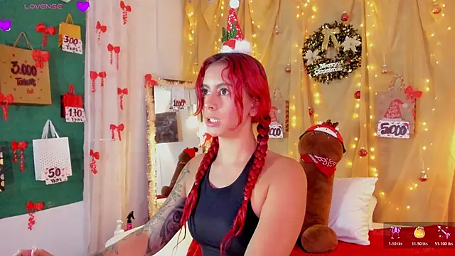 Sophiee Hill online show from 11/20/25, 07:46