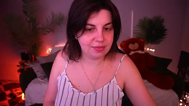 MirandaWong online show from 04/10/26, 05:45