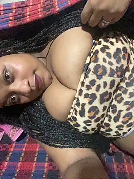 vic pretynhaa online show from 10/14/25, 03:18