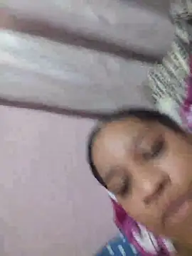 Snapshot of vic_pretynhaa chatting on 06/11/26, 01:42 vic pretynhaa online show from 06/11/26, 01:42