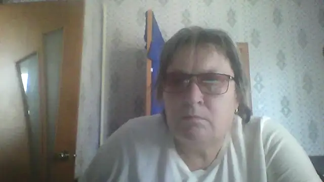 Snapshot of MelanieCold467 chatting on 09/26/25, 09:02 MelanieCold467 online show from 09/26/25, 09:02