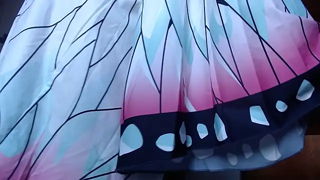 Snapshot of calioppe01 chatting on 11/22/25, 12:59 calioppe01 online show from 11/22/25, 12:59