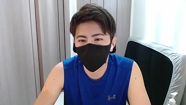 Snapshot of ryota_kkk chatting on 01/06/25, 02:14 ryota kkk online show from 01/06/25, 02:14