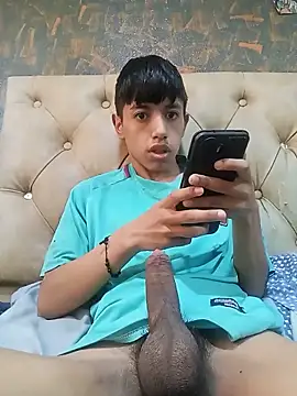Snapshot of danuel23 chatting on 05/14/26, 03:19 danuel23 online show from 05/14/26, 03:19