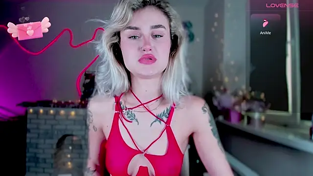 Snapshot of _Ravenaa chatting on 12/25/24, 07:14 Ravenaa online show from 12/25/24, 07:14