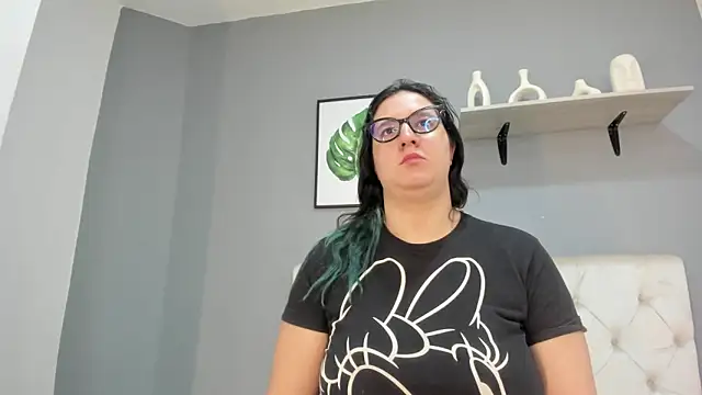 Soe Lara online show from 01/16/26, 11:58