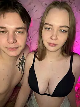 Family-Mm1 online show from 04/13/26, 07:58