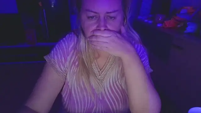 Meliss Official9 online show from 10/11/25, 05:44