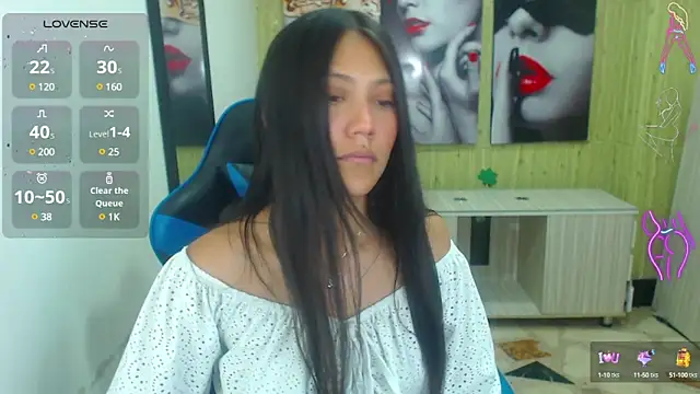 Snapshot of Catalehia_Milk chatting on 02/03/25, 07:42 Catalehia Milk online show from 02/03/25, 07:42