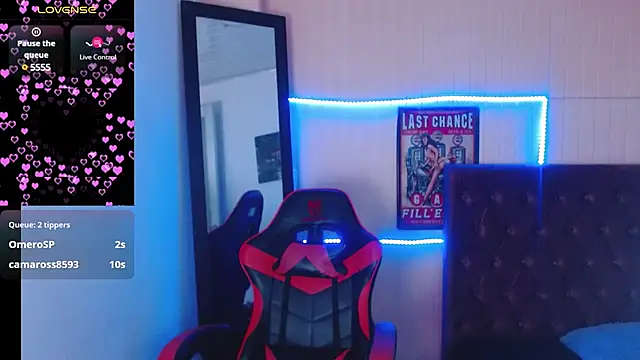 Snapshot of Catalehia_Milk chatting on 02/23/25, 07:07 Catalehia Milk online show from 02/23/25, 07:07