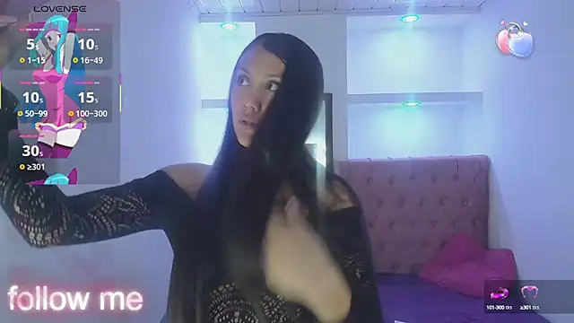 Snapshot of Catalehia_Milk chatting on 03/06/25, 06:48 Catalehia Milk online show from 03/06/25, 06:48