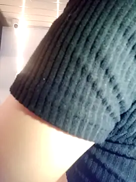 Snapshot of Catalehia_Milk chatting on 09/28/25, 11:26 Catalehia Milk online show from 09/28/25, 11:26