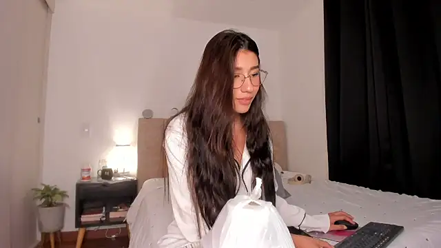 danna davis18 online show from 02/05/25, 07:42