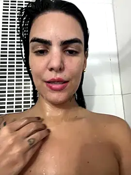 Snapshot of MARYADSUARD chatting on 10/19/25, 10:21 MARYADSUARD online show from 10/19/25, 10:21