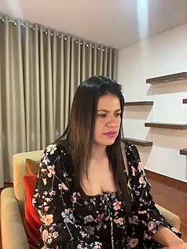 Alice Biel online show from 01/05/25, 09:03