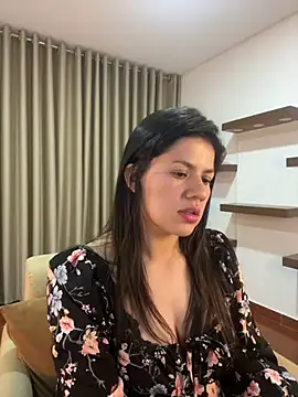 Alice Biel online show from 01/22/25, 12:38