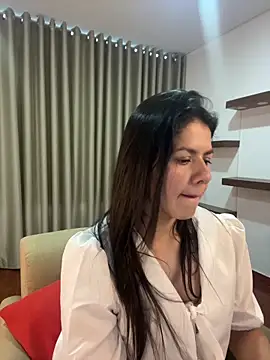 Alice Biel online show from 03/15/25, 05:15