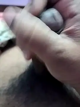 Snapshot of dick_01728 chatting on 03/06/25, 07:43 dick 01728 online show from 03/06/25, 07:43