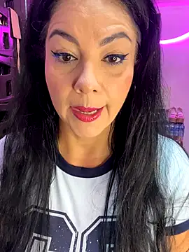 Snapshot of Hot_beauty__ chatting on 09/11/25, 12:55 Hot beauty online show from 09/11/25, 12:55