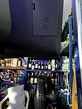 Snapshot of Hot_beauty__ chatting on 09/28/25, 04:29 Hot beauty online show from 09/28/25, 04:29